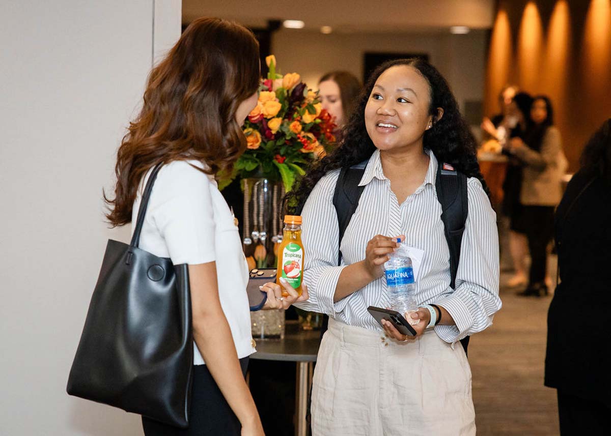 Financial Woman of the Year attendees