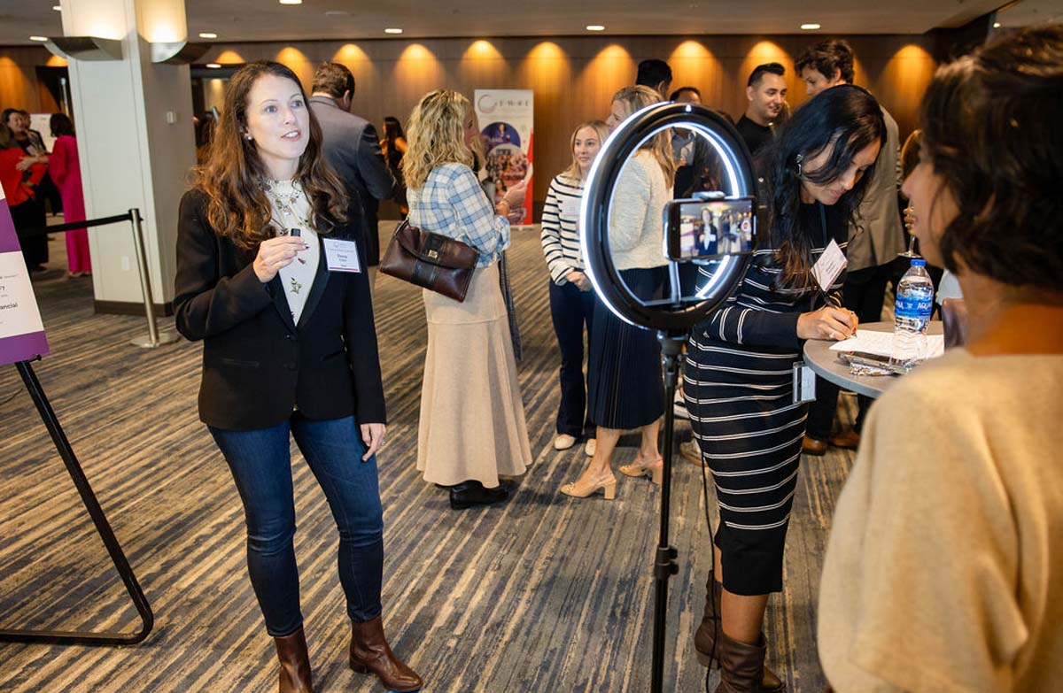 Financial Woman of the Year attendees